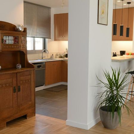 Boutique Apartment In Chalandri Атина Екстериор снимка